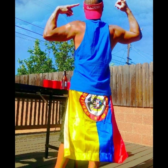 Meet your Posher, Carlos - Picture 1 of 1